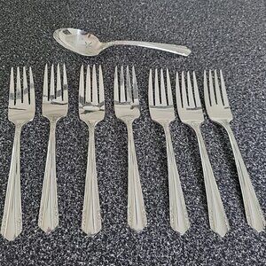 Vintage Wm. A. Rogers A-1 Plus Oneida Malibu 7 Salad/Cake Forks & 1 Sugar Spoon